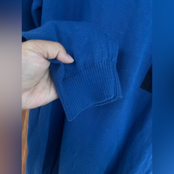 Original Hugo Boss electric blue crew neck sweater. Used. Size Large - Picture 8 of 10